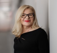 prof. Edyta Szurowska