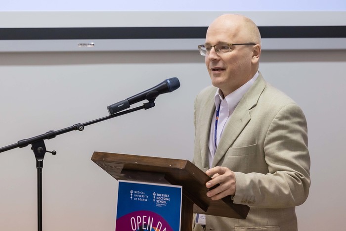 P.Sudara_-_DO__Szkoły_Doktorskiej_-_003.jpg