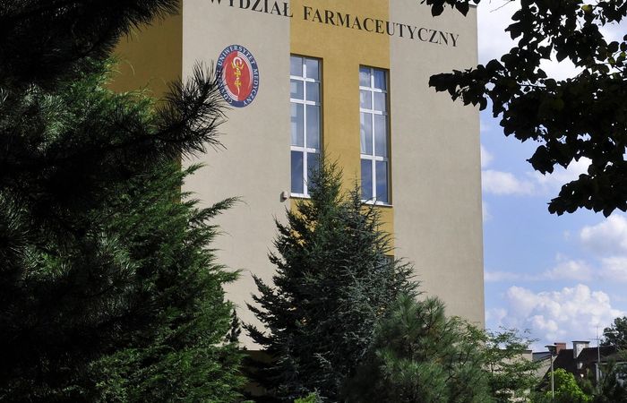 Wydział Farmaceutyczny z dofinansowaniem NCBiR