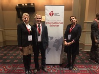 Na zdjęciu od lewej: dr hab. Dominika Szalewska (GUMed), dr n. med. Piotr Orzechowski (Instytut Kardiologii w Warszawie), dr hab. Renata Główczyńska (Warszawski Uniwersytet Medyczny)