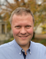 dr Maciej Bobowicz