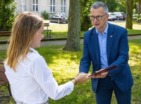 P.Sudara_-_wręczenie_nagród_studentom_-_COVID-19_-_26.jpg