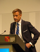 Prof. Sznurkowski podczas wykładu IGCS