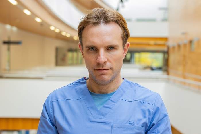 prof. Bartosz Karaszewski