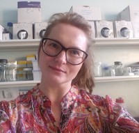 dr Justyna Stefanowicz-Hajduk