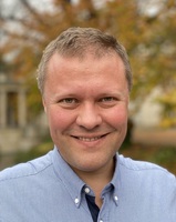 dr Maciej Bobowicz
