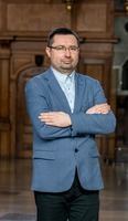 dr Piotr Paluchowski