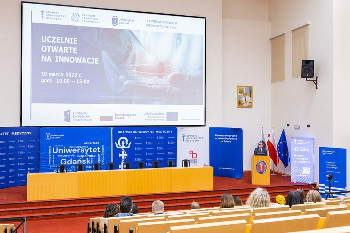 P.Sudara_-_Konferencja_Uczelnie_otwarte_na_innowacje_-_003.jpg