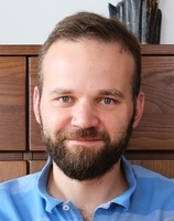 dr Krzysztof Basiński