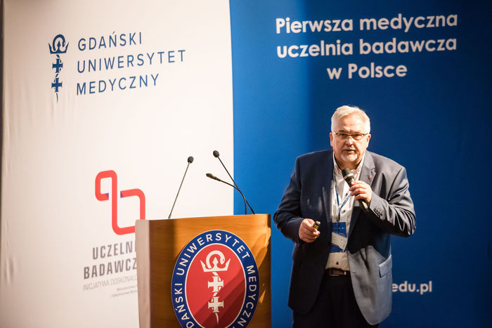 dr hab. Tomasz Smiatacz